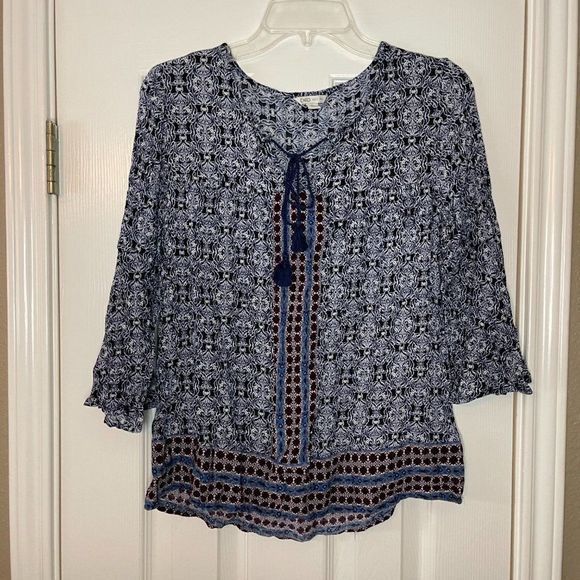 Cato Women's 100% Rayon 3/4 Length Sleeve Aztec Print Top Size Small - Picture 2 of 10